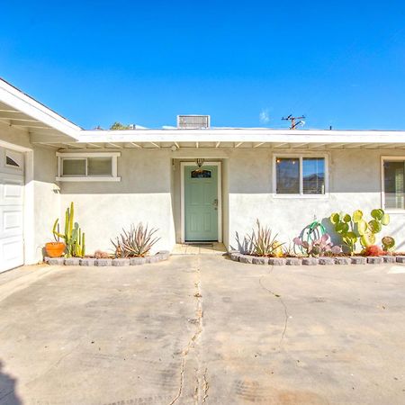 Cozy Stylish Home In The Heart Of Jt Village ジョシュア・ツリー エクステリア 写真